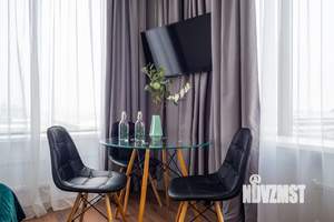 Студия квартира, посуточно, 38м2, 11/15 этаж
