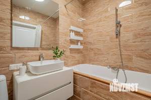 1-к квартира, посуточно, 42м2, 1/1 этаж