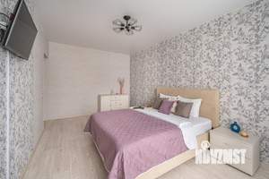 2-к квартира, посуточно, 85м2, 1/1 этаж
