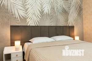 2-к квартира, посуточно, 100м2, 1/1 этаж