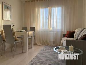 1-к квартира, посуточно, 42м2, 22/25 этаж