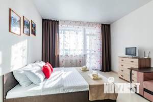 1-к квартира, посуточно, 35м2, 6/25 этаж