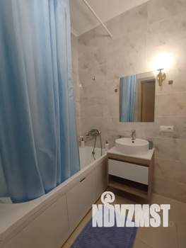 Студия квартира, посуточно, 30м2, 6/25 этаж