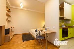 1-к квартира, посуточно, 37м2, 1/1 этаж