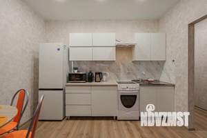 1-к квартира, посуточно, 42м2, 1/1 этаж