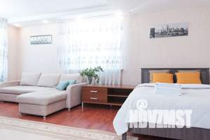 2-к квартира, посуточно, 70м2, 13/16 этаж