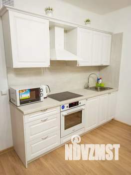 Студия квартира, посуточно, 35м2, 16/24 этаж