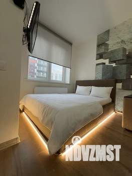 1-к квартира, посуточно, 35м2, 8/20 этаж