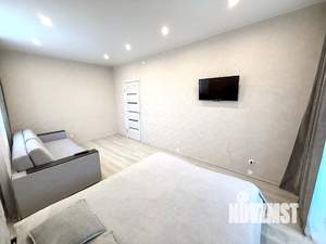 2-к квартира, посуточно, 65м2, 19/25 этаж