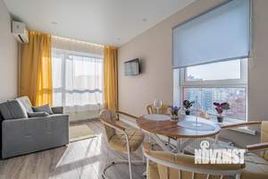 1-к квартира, посуточно, 43м2, 1/1 этаж