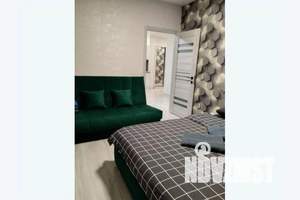 3-к квартира, посуточно, 70м2, 1/25 этаж