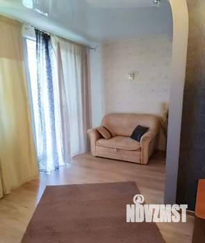 1-к квартира, посуточно, 38м2, 6/18 этаж