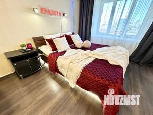 1-к квартира, посуточно, 45м2, 9/25 этаж