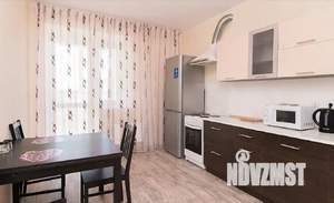 1-к квартира, посуточно, 43м2, 15/18 этаж