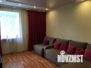 2-к квартира, посуточно, 50м2, 1/1 этаж