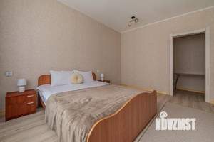 1-к квартира, посуточно, 43м2, 5/22 этаж