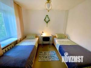 3-к квартира, посуточно, 65м2, 3/10 этаж