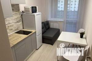 2-к квартира, посуточно, 40м2, 7/10 этаж