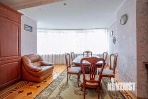 3-к квартира, на длительный срок, 122м2, 3/4 этаж