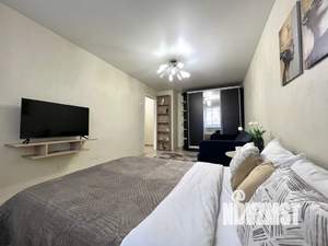 1-к квартира, посуточно, 32м2, 4/5 этаж