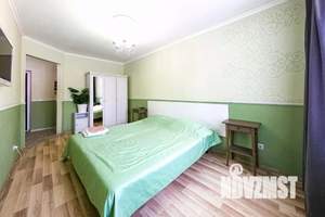 1-к квартира, посуточно, 39м2, 1/1 этаж