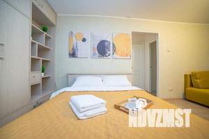 1-к квартира, посуточно, 35м2, 6/9 этаж