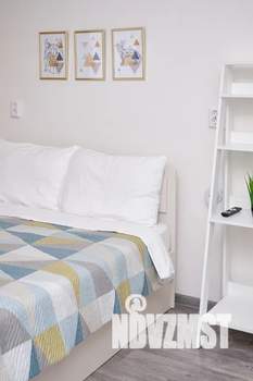 Студия квартира, посуточно, 25м2, 12/18 этаж