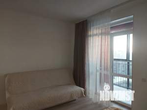 Студия квартира, посуточно, 40м2, 11/16 этаж