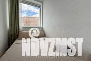 2-к квартира, посуточно, 25м2, 7/16 этаж