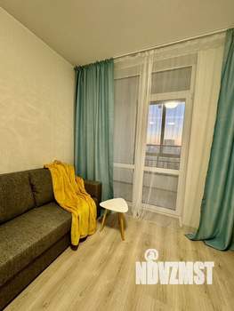 Студия квартира, посуточно, 30м2, 18/24 этаж