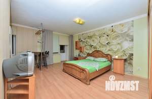1-к квартира, посуточно, 32м2, 3/5 этаж