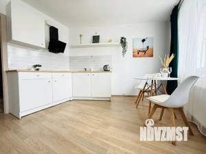 Студия квартира, посуточно, 40м2, 7/14 этаж