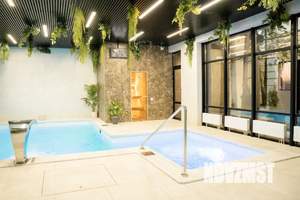 Студия квартира, посуточно, 32м2, 1/3 этаж