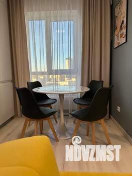 Студия квартира, посуточно, 33м2, 16/32 этаж