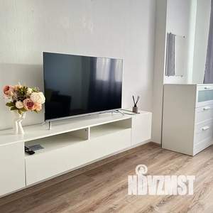 2-к квартира, посуточно, 61м2, 9/15 этаж