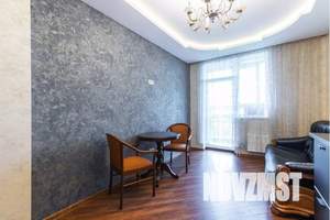 2-к квартира, посуточно, 40м2, 1/25 этаж