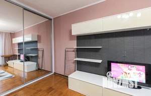 2-к квартира, посуточно, 56м2, 1/1 этаж