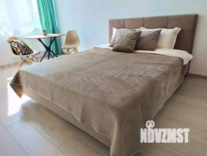 1-к квартира, посуточно, 42м2, 12/25 этаж