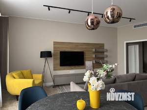 2-к квартира, на длительный срок, 77м2, 19/52 этаж