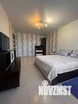 1-к квартира, посуточно, 38м2, 8/9 этаж