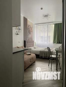 Студия квартира, посуточно, 28м2, 3/15 этаж