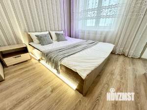 1-к квартира, посуточно, 42м2, 19/25 этаж