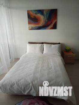 Студия квартира, посуточно, 28м2, 13/21 этаж