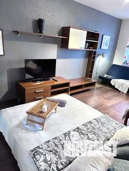 Студия квартира, посуточно, 50м2, 8/25 этаж