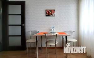 1-к квартира, посуточно, 37м2, 1/1 этаж