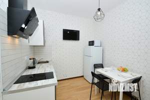 1-к квартира, посуточно, 27м2, 1/1 этаж