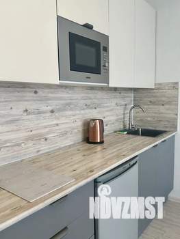 Студия квартира, посуточно, 27м2, 7/28 этаж