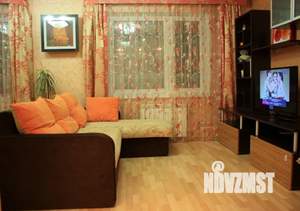 1-к квартира, посуточно, 53м2, 15/16 этаж