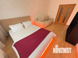 1-к квартира, посуточно, 42м2, 9/20 этаж