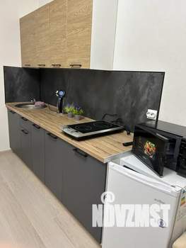 Студия квартира, посуточно, 36м2, 18/25 этаж